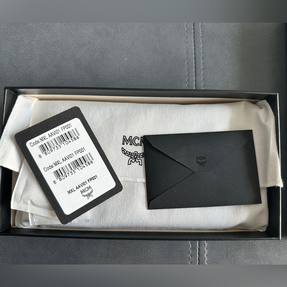 Zip Around Wallet In Visetos Original - image 4